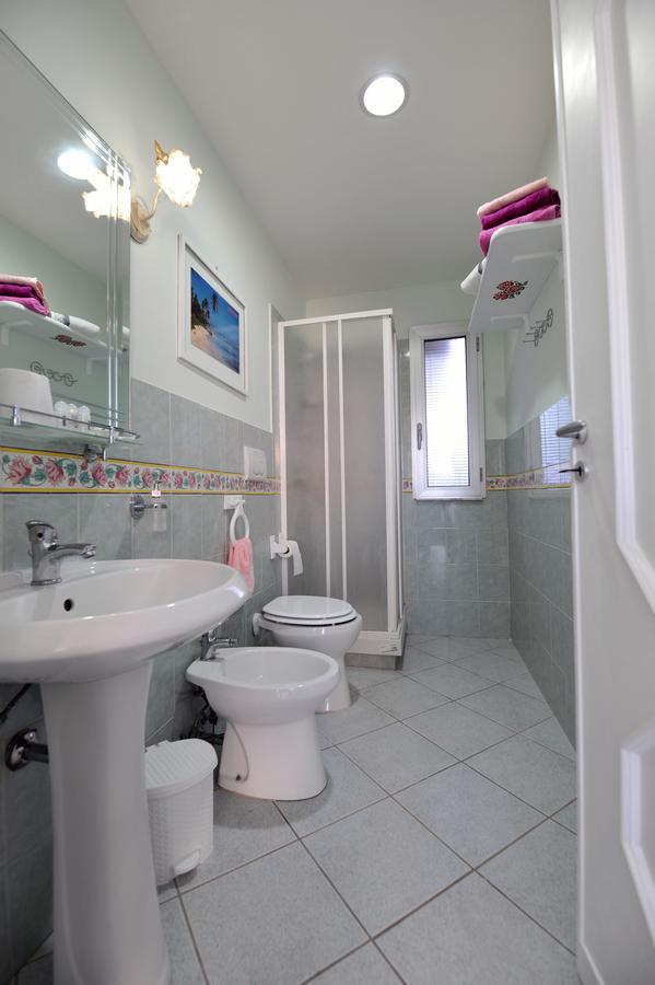 B&B Le Cycas Castellammare di Stabia Exterior photo