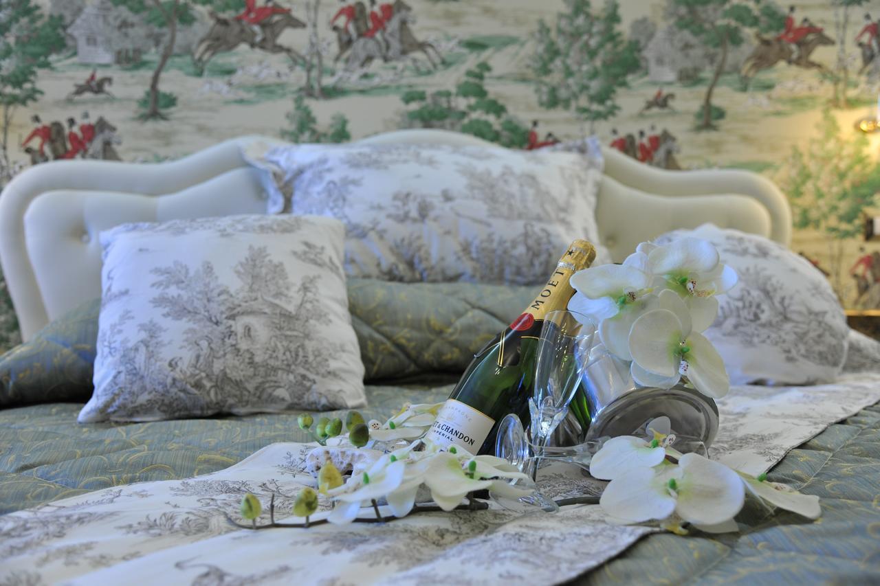 B&B Le Cycas Castellammare di Stabia Exterior photo