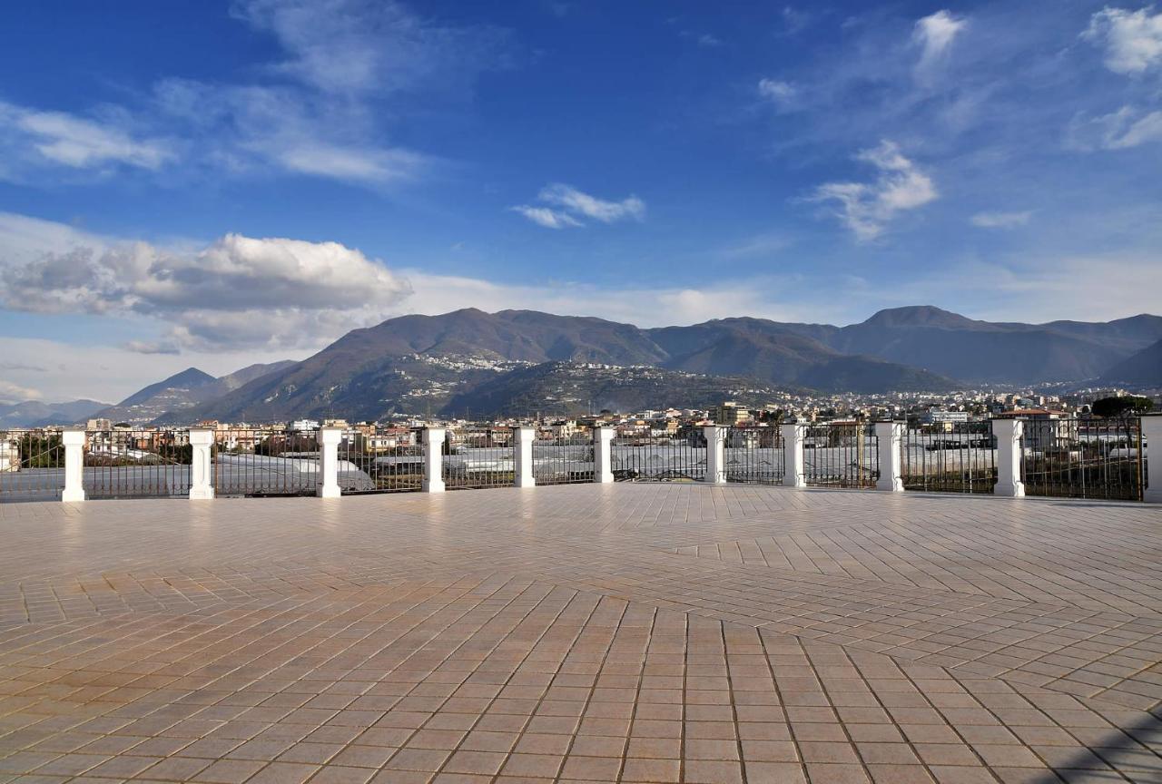 B&B Le Cycas Castellammare di Stabia Exterior photo
